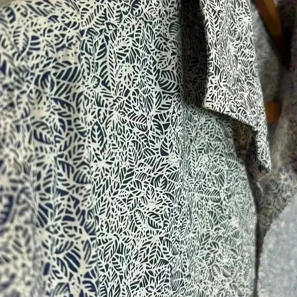 RW & Co Men's Large Button Down Long Sleeve Monstera Pattern Shirt Vacation Suit - Picture 3 of 9